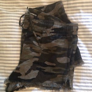 EXPRESS Camo Drawstring Shorts